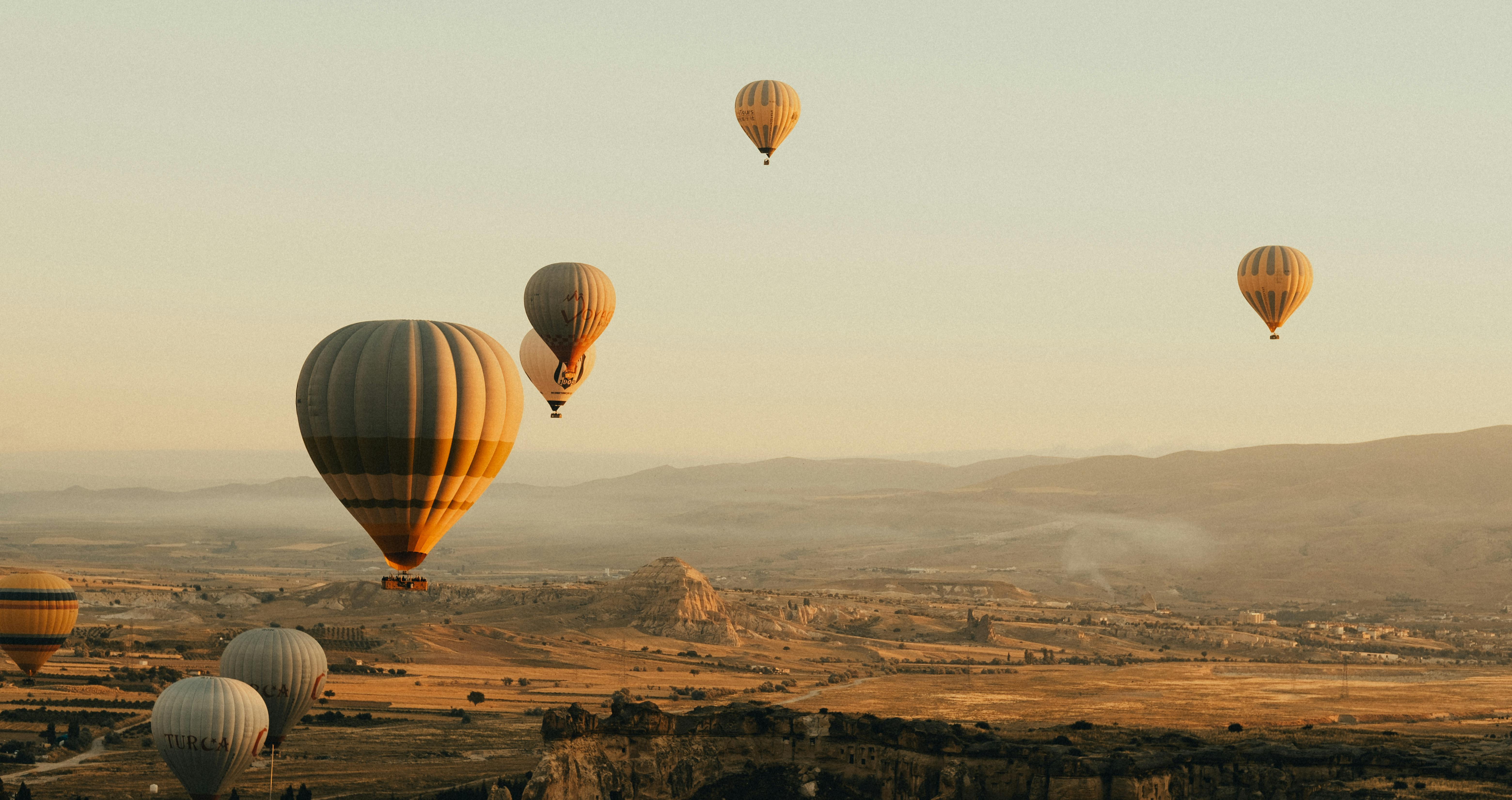 What You Need to Know Before Booking a Hot Air Balloon Safari